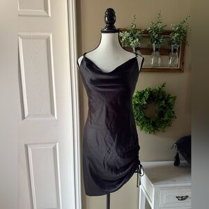 BLACK DRESS NWT Forever 21